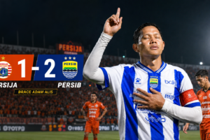 Persija vs Persib 1-2: Brace Adam Alis Kubur Mimpi Juara Macan